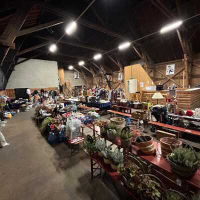 Vide-grenier/dressing